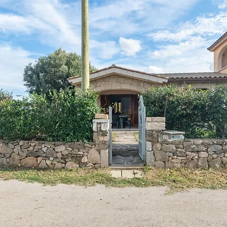 San Teodoro بيت للعطل Nuragheddu